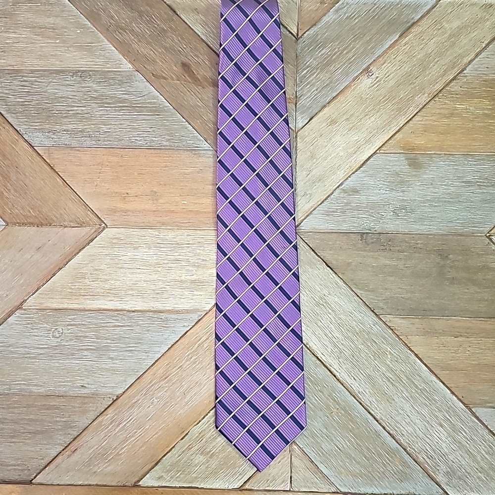 Hermes Paris Tie.